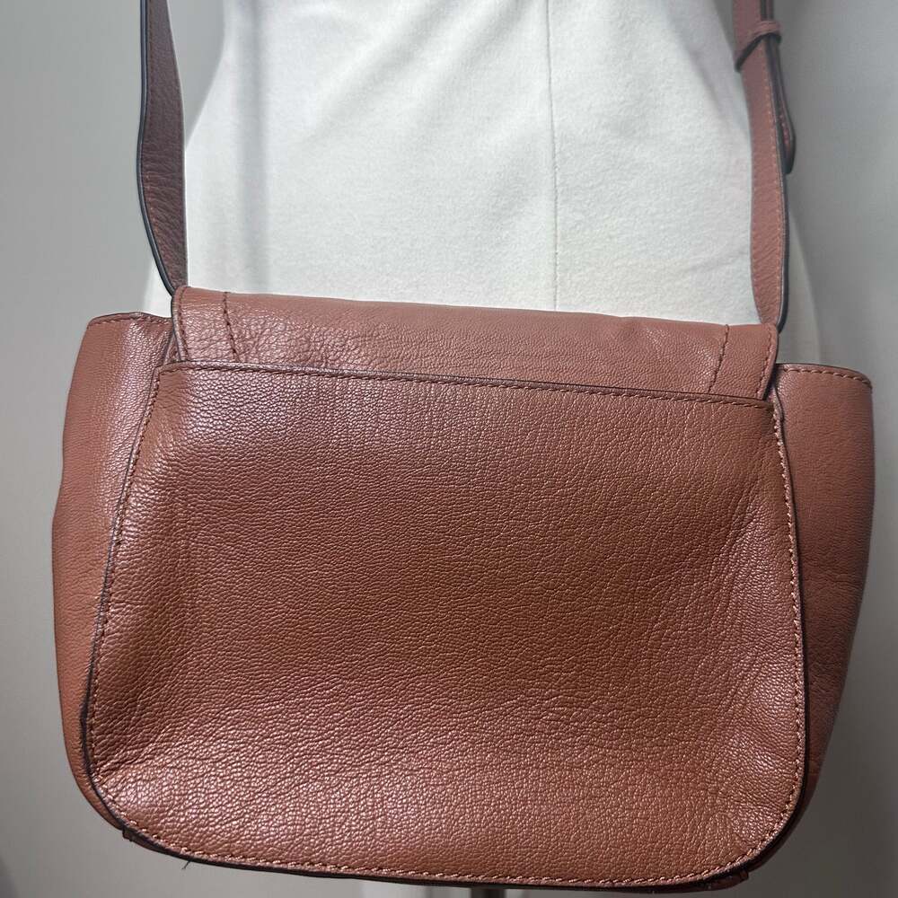 Cole Haan 100% Brown Leather Crossbody Bag Gold Hardware Flap Closure Vintage - Picture 7 of 9